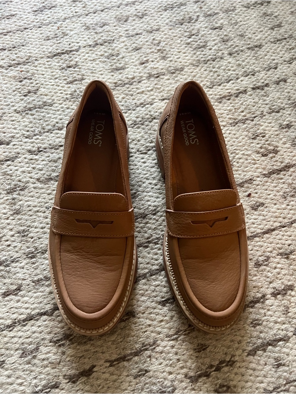 TOMS Cara Tan Leather Penny Loafers